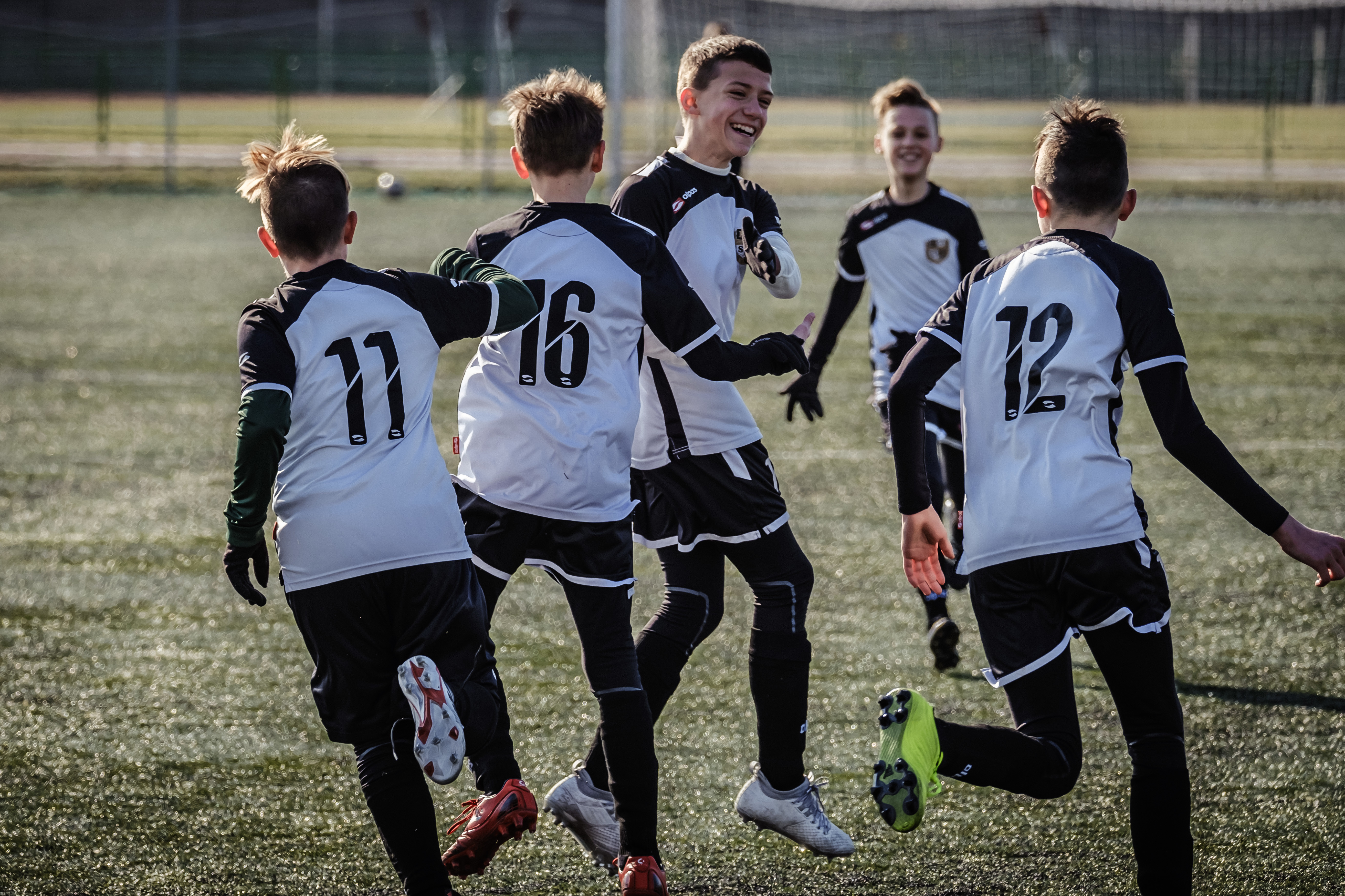 Bánhegyi Zsolt együttese sima győzelmet aratott