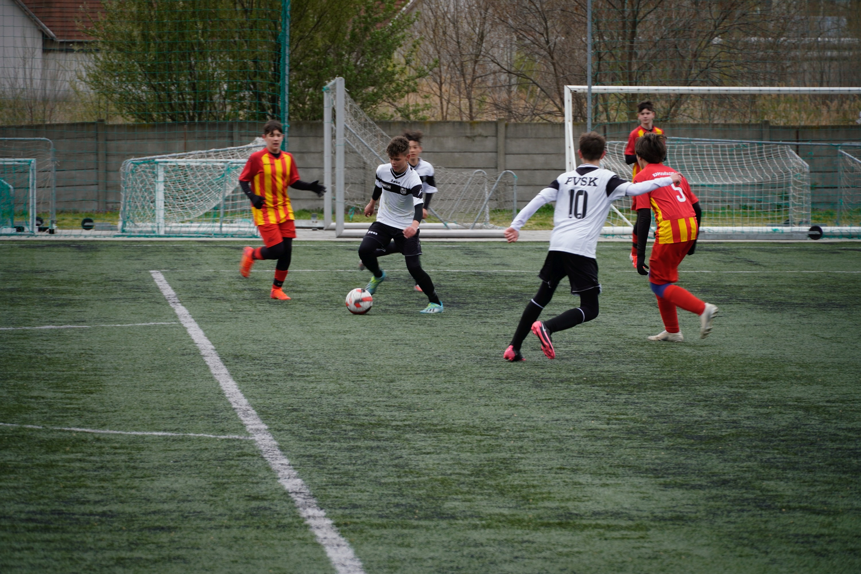 A hétközi fordulót simán hozták Kósa Sándorék, a Kozármisleny ellen azonban nem jött ki a lépés