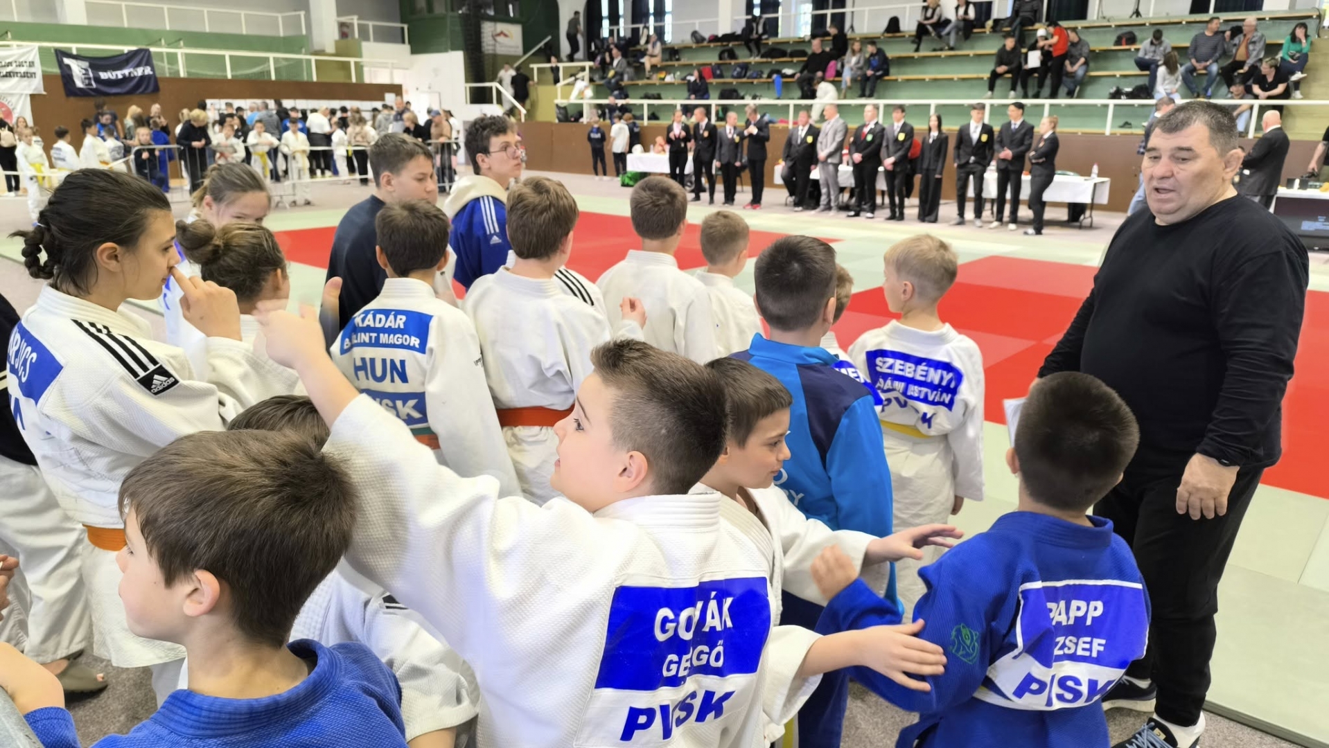 PVSK-s éremeső a regionális cselgáncs versenyen | Pécsi Vasutas Sportkör